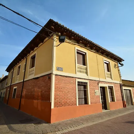 La Plaza منزل ريفي *